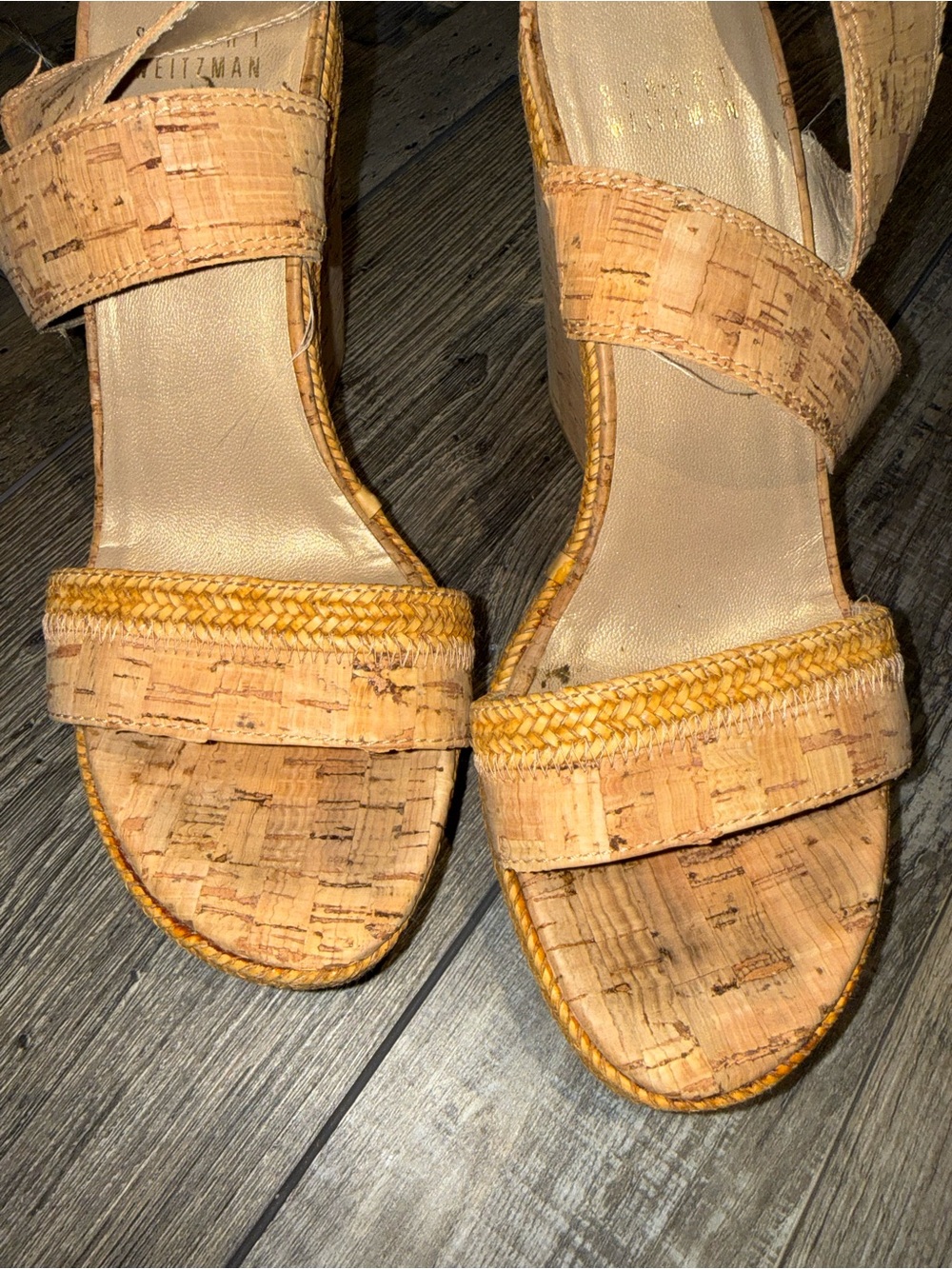 Stuart Weitzman Size 8 Pre~Owned - Picture 4 of 6